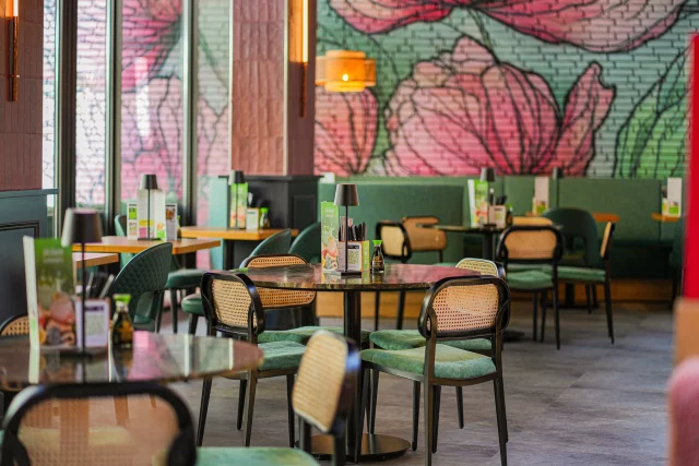 Good news, Roermond! 🐣

Celebrate Easter Monday with worldly food! DADAWAN Roermond will be extra OPEN Monday 21th of April so you can kick off your week with all your favorites! 🍜🍣🔥

The perfect excuse for a spontaneous Easter Monday lunch or a cozy dinner! See you there? 🥢💚

📍 DADAWAN Roermond: Markt 27, Roermond
🗓️ Easter Monday April 21, 12PM till 10PM

P.S. DADAWAN Leidschendam and Little DADWAN Maasticht are OPEN as well! All other DADAWAN stores are closed.

#dadawan #dadawanfood #dadawanroermond #roermond #designeroutletroermond #outletroermond