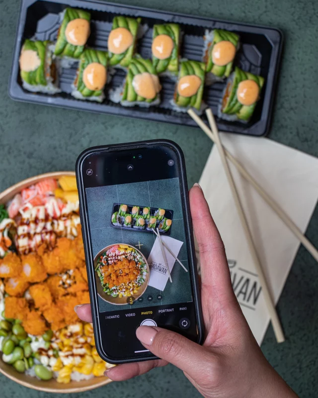 Happy Easter from DADAWAN! 💛🐣

Make the most of the sunshine and treat yourself to something delicious DADAWAN 2GO — grab your favorite worldly food and enjoy it outside in the spring vibes! ☀️🍱🥢

Fresh Sushi Rolls, delicious Poké Wana, or a DADAWAN Burger 2GO… Easter never tasted this good. 💚

#dadawan #dadawanfood #dadawan2go #2go #easter #pokewan #pokebowl #sushi #burger