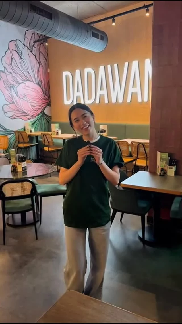 💖 Happy Mother’s Day to all the beautiful moms out there!

Today’s the day to spoil her with DADAWAN! Sizzling Stone Plates, fresh sushi, comforting Stone Bowls, and a whole lotta love. 💚 Because she deserves way more than just flowers! 🌸

Good food, great company, and even better memories, that’s the real gift. 🥟

How would you describe your mother in one word?

#dadawan #dadawanfood #momsday #mothersday #happymothersday #moms #worldlyfood